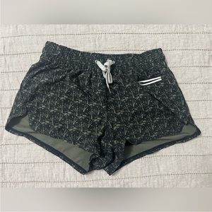 Women’s Vuori Shorts